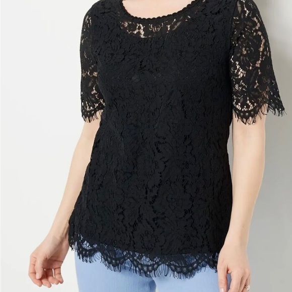 Isaac Mizrahi Tops - Isaac Mizrahi Live XL lace overlay top in black EUC with eyelash lace